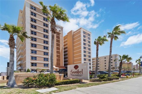 Condominio en venta en Daytona Beach, Florida, 3 dormitorios, 158.49 m2 № 1642758 - foto 3