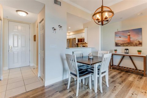 Condo in Ponce Inlet, Florida, 2 bedrooms  № 1732431 - photo 9