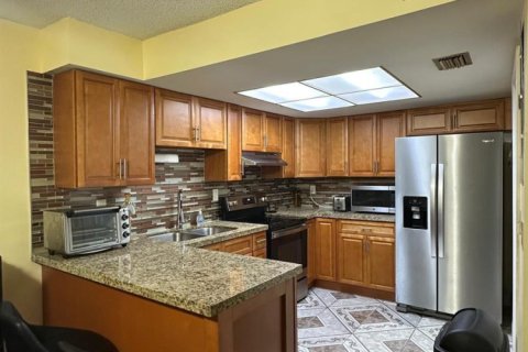 Adosado en venta en Tamarac, Florida, 3 dormitorios, 173.26 m2 № 2240498 - foto 19