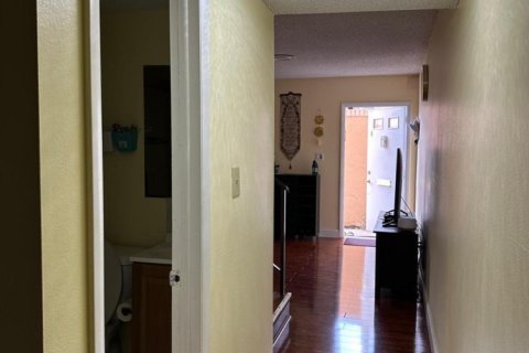 Adosado en venta en Tamarac, Florida, 3 dormitorios, 173.26 m2 № 2240498 - foto 15
