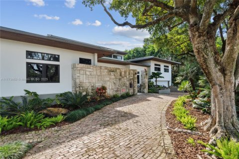 Villa ou maison à vendre à Coral Gables, Floride: 5 chambres, 441.75 m2 № 1961232 - photo 6