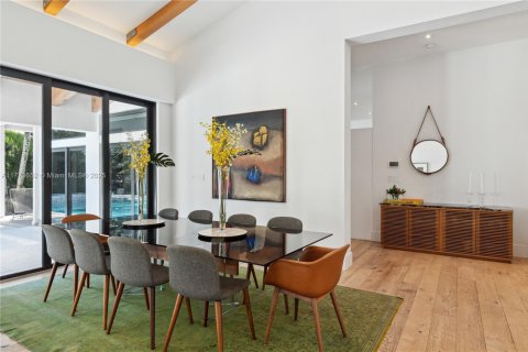 Villa ou maison à vendre à Coral Gables, Floride: 5 chambres, 441.75 m2 № 1961232 - photo 10