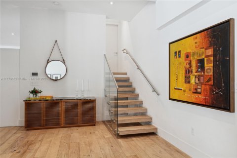 Villa ou maison à vendre à Coral Gables, Floride: 5 chambres, 441.75 m2 № 1961232 - photo 15