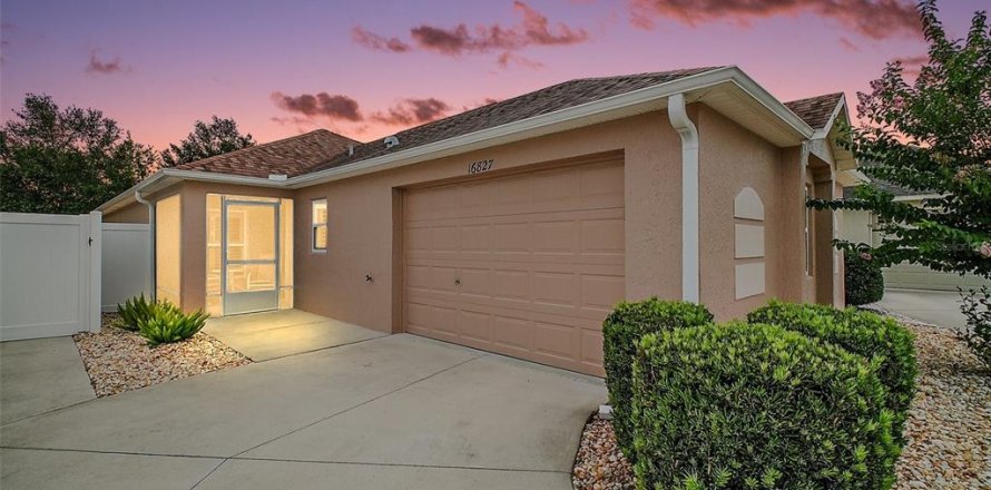 Villa ou maison à The Villages, Floride 3 chambres, 133.5 m2 № 1777159