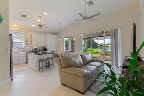Casa en venta en West Palm Beach, Florida, 3 dormitorios, 184.32 m2 № 2044485 - foto 8