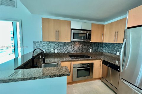 Copropriété à louer à Miami, Floride: 1 chambre, 50.17 m2 № 2038518 - photo 11