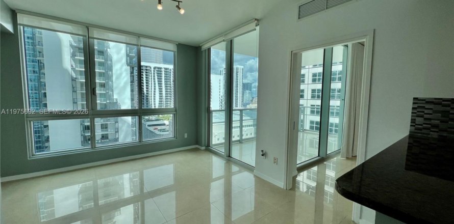 Condo à Miami, Floride, 1 chambre  № 2038518