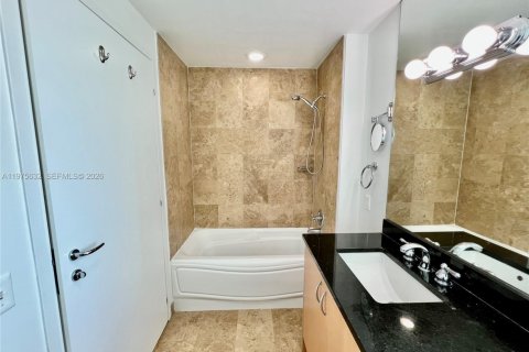 Copropriété à louer à Miami, Floride: 1 chambre, 50.17 m2 № 2038518 - photo 8