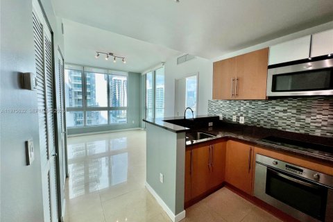 Copropriété à louer à Miami, Floride: 1 chambre, 50.17 m2 № 2038518 - photo 2