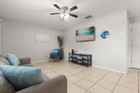 Apartamento en alquiler en Clearwater, Florida, 2 dormitorios, 69.68 m2 № 1888668 - foto 6