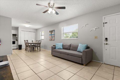 Apartamento en alquiler en Clearwater, Florida, 2 dormitorios, 69.68 m2 № 1888668 - foto 7