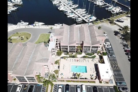 Condominio en venta en Punta Gorda, Florida, 1 dormitorio, 55.09 m2 № 1838001 - foto 1