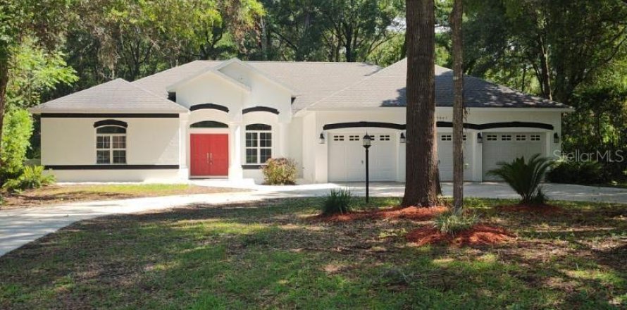 Casa en Dunnellon, Florida 3 dormitorios, 238.39 m2 № 1817284