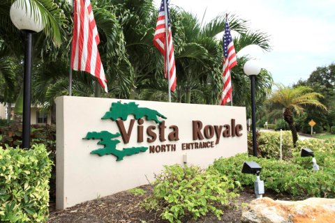 Condo in Vero Beach, Florida, 2 bedrooms  № 2382516 - photo 21