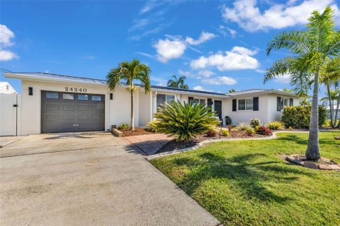 Casa en venta en Punta Gorda, Florida, 2 dormitorios, 164.07 m2 № 2206104 - foto 5