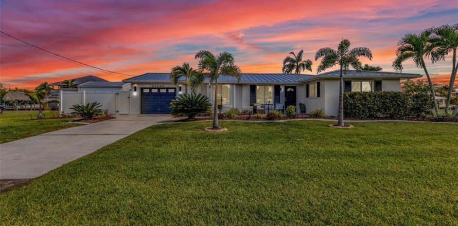 Casa en Punta Gorda, Florida 2 dormitorios, 164.07 m2 № 2206104