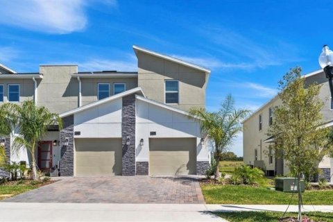 Condo à Davenport, Floride, 2 chambres № 2221889