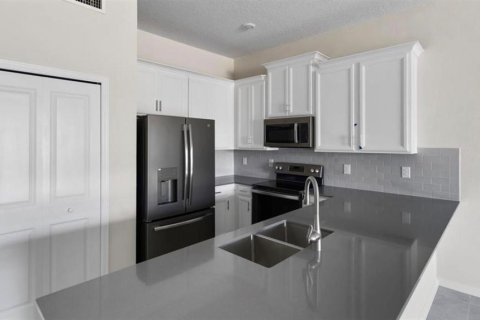 Copropriété à vendre à Davenport, Floride: 2 chambres, 128.95 m2 № 2221889 - photo 4