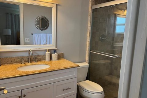 House in Seminole, Florida 3 bedrooms, 156.08 sq.m. № 2204305 - photo 8