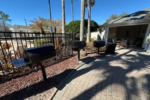 Condo in Winter Garden, Florida, 2 bedrooms № 2211182 - photo 24