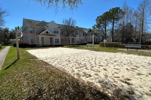 Condo in Winter Garden, Florida, 2 bedrooms № 2211182 - photo 30