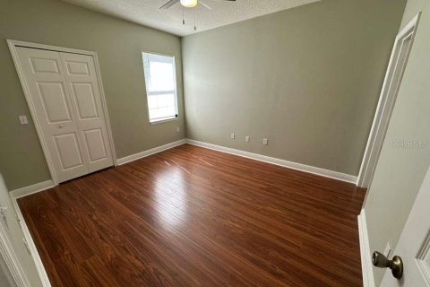 Condo in Winter Garden, Florida, 2 bedrooms № 2211182 - photo 13