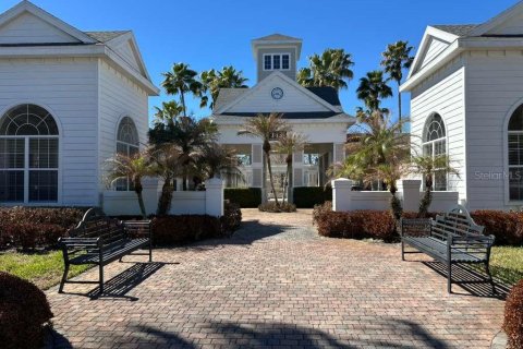 Condo in Winter Garden, Florida, 2 bedrooms № 2211182 - photo 21