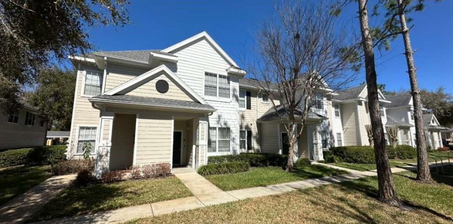 Condo in Winter Garden, Florida, 2 bedrooms № 2211182