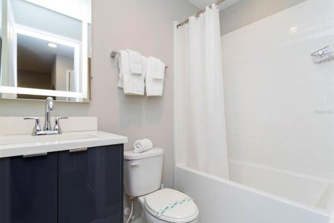 Touwnhouse à vendre à Kissimmee, Floride: 4 chambres, 162.76 m2 № 2329031 - photo 28