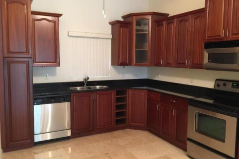 Condo in West Palm Beach, Florida, 3 bedrooms № 2179851 - photo 5