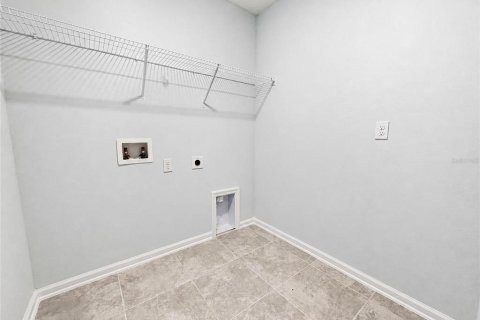 Casa en venta en Kissimmee, Florida, 4 dormitorios, 174.56 m2 № 2202717 - foto 20