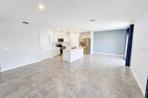 Casa en venta en Kissimmee, Florida, 4 dormitorios, 174.56 m2 № 2202717 - foto 7