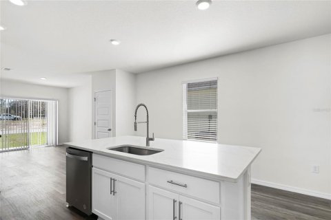 Casa en venta en Winter Haven, Florida, 3 dormitorios, 147.99 m2 № 2124693 - foto 8