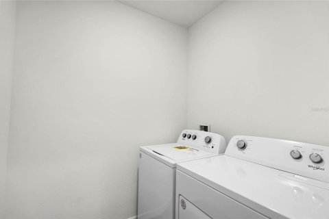 Casa en venta en Winter Haven, Florida, 3 dormitorios, 147.99 m2 № 2124693 - foto 27