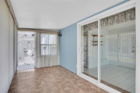 Villa ou maison à vendre à Dunedin, Floride: 2 chambres, 91.42 m2 № 2142690 - photo 28