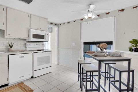 Villa ou maison à vendre à Dunedin, Floride: 2 chambres, 91.42 m2 № 2142690 - photo 6