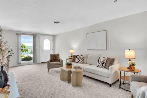 Villa ou maison à vendre à Dunedin, Floride: 2 chambres, 91.42 m2 № 2142690 - photo 3