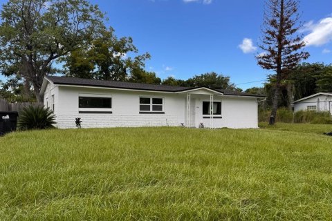 Villa ou maison à louer à Orlando, Floride: 3 chambres, 207.17 m2 № 2389152 - photo 2