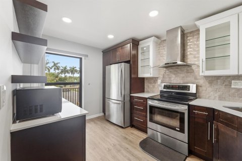 Condominio en Margate, Florida, 2 dormitorios № 2191594