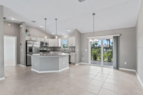 Villa ou maison à vendre à The Villages, Floride: 3 chambres, 129.32 m2 № 2287032 - photo 15
