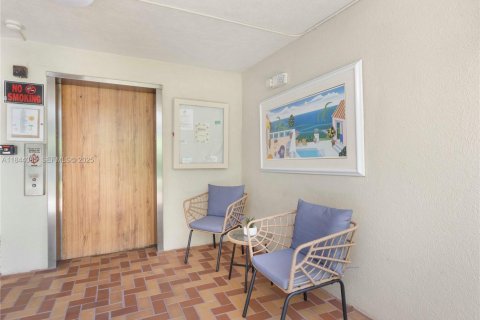 Купить кондоминиум в Делрей-Бич, Флорида 6 комнат, 99.41м2, № 2249444 - фото 20