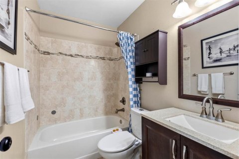 House in Palm Harbor, Florida 4 bedrooms, 148.18 sq.m. № 2391523 - photo 22