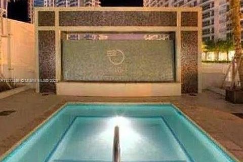 Condominio en alquiler en Miami, Florida, 1 dormitorio, 65.4 m2 № 1922636 - foto 25