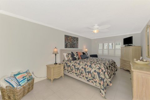 Condo in Sarasota, Florida, 1 bedroom  № 1556446 - photo 23