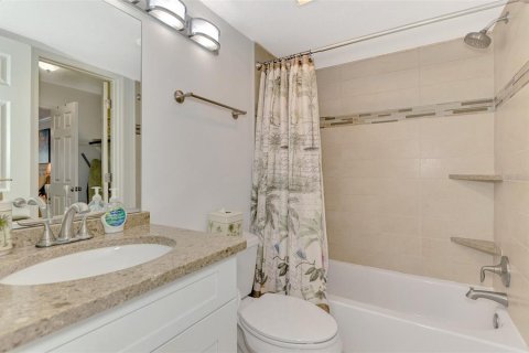 Condo in Sarasota, Florida, 1 bedroom  № 1556446 - photo 29