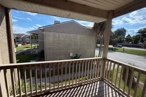 Copropriété à louer à Altamonte Springs, Floride: 2 chambres, 91.42 m2 № 2404584 - photo 4