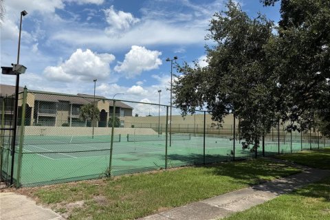 Copropriété à louer à Altamonte Springs, Floride: 2 chambres, 91.42 m2 № 2404584 - photo 14