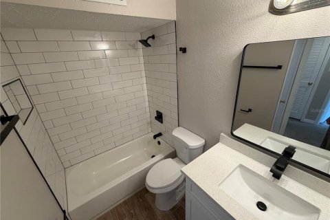 Copropriété à louer à Altamonte Springs, Floride: 2 chambres, 91.42 m2 № 2404584 - photo 10