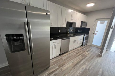 Copropriété à vendre à North Miami, Floride: 1 chambre, 65.96 m2 № 2029709 - photo 8