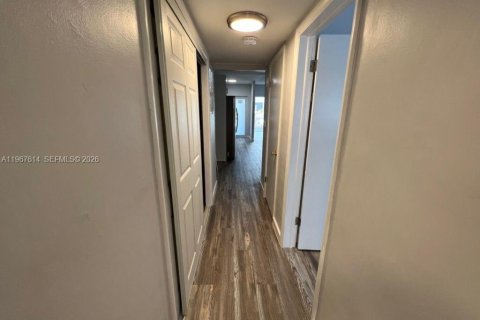 Copropriété à vendre à North Miami, Floride: 1 chambre, 65.96 m2 № 2029709 - photo 9